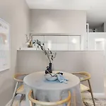 Unique Oslo/vika * Oslo