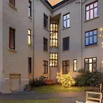 Unique Oslo/vika *